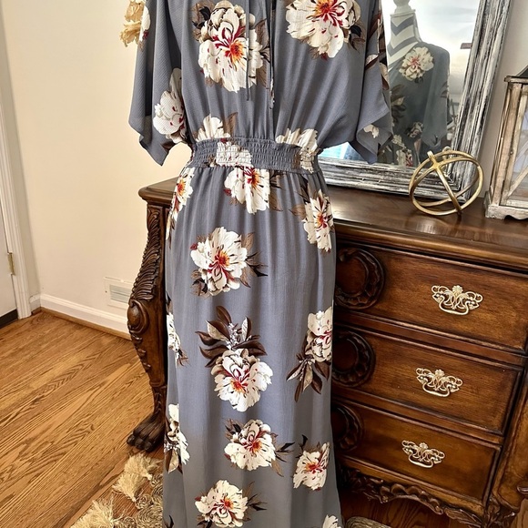 Jennaration Floral Maxi Dress with Side Slits Size Small - Picture 9 of 9
